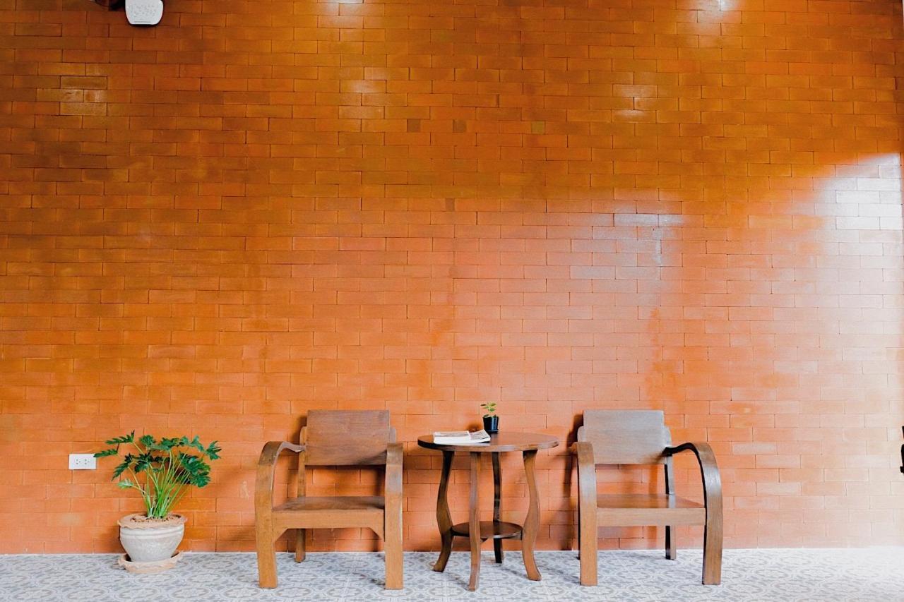 The Cozy Hotel Phetchaburi Exterior foto