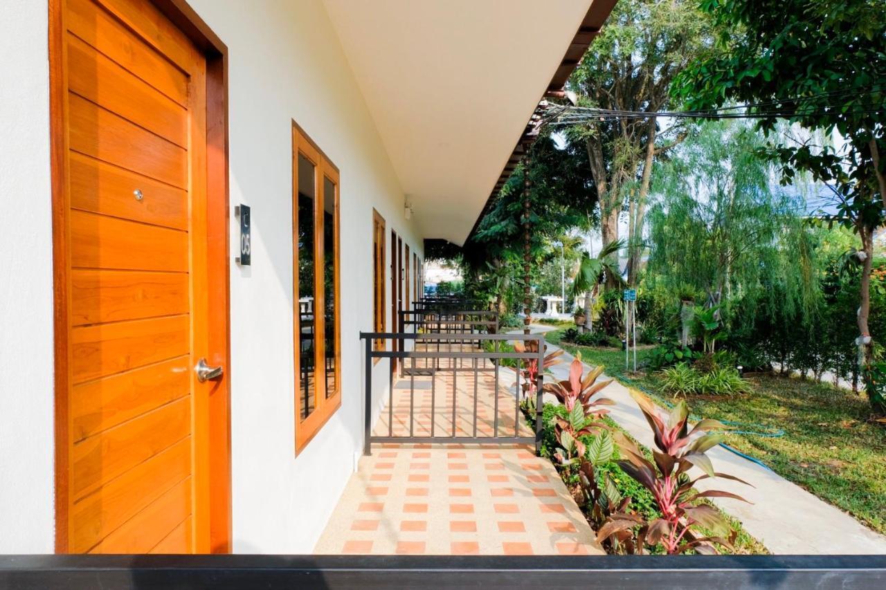 The Cozy Hotel Phetchaburi Exterior foto
